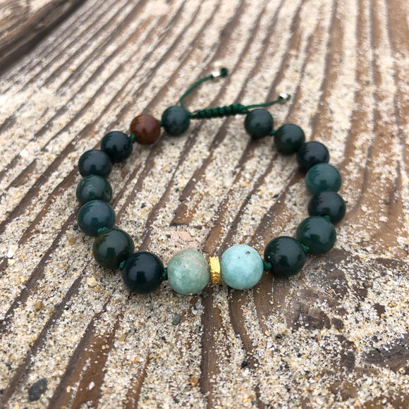 Bloodstone & Amazonite 8mm Adjustable Beaded Bracelet with Gold Accents