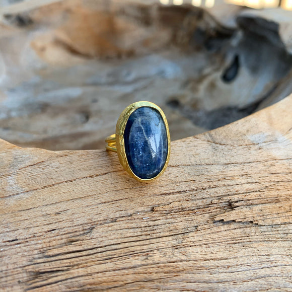 Blue Kynite Ring in Gold