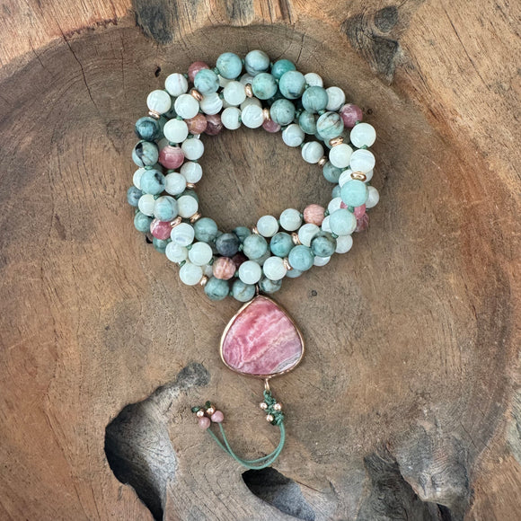 Emerald, White Shells & Rhodochrosite Mala with Rhodochrosite Guru Bead