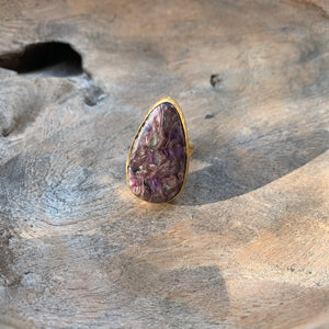 Cheroite Ring in Gold